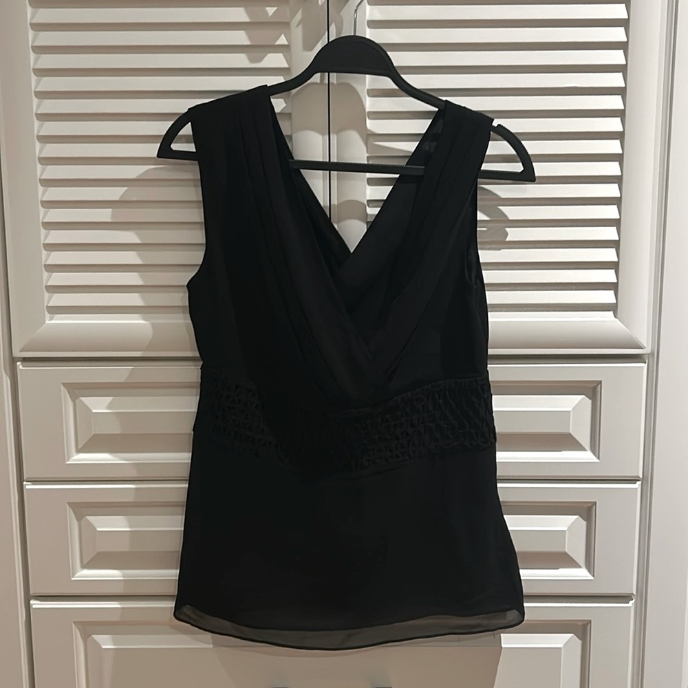 ✨2 for $30✨ Banana Republic sleeveless blouse